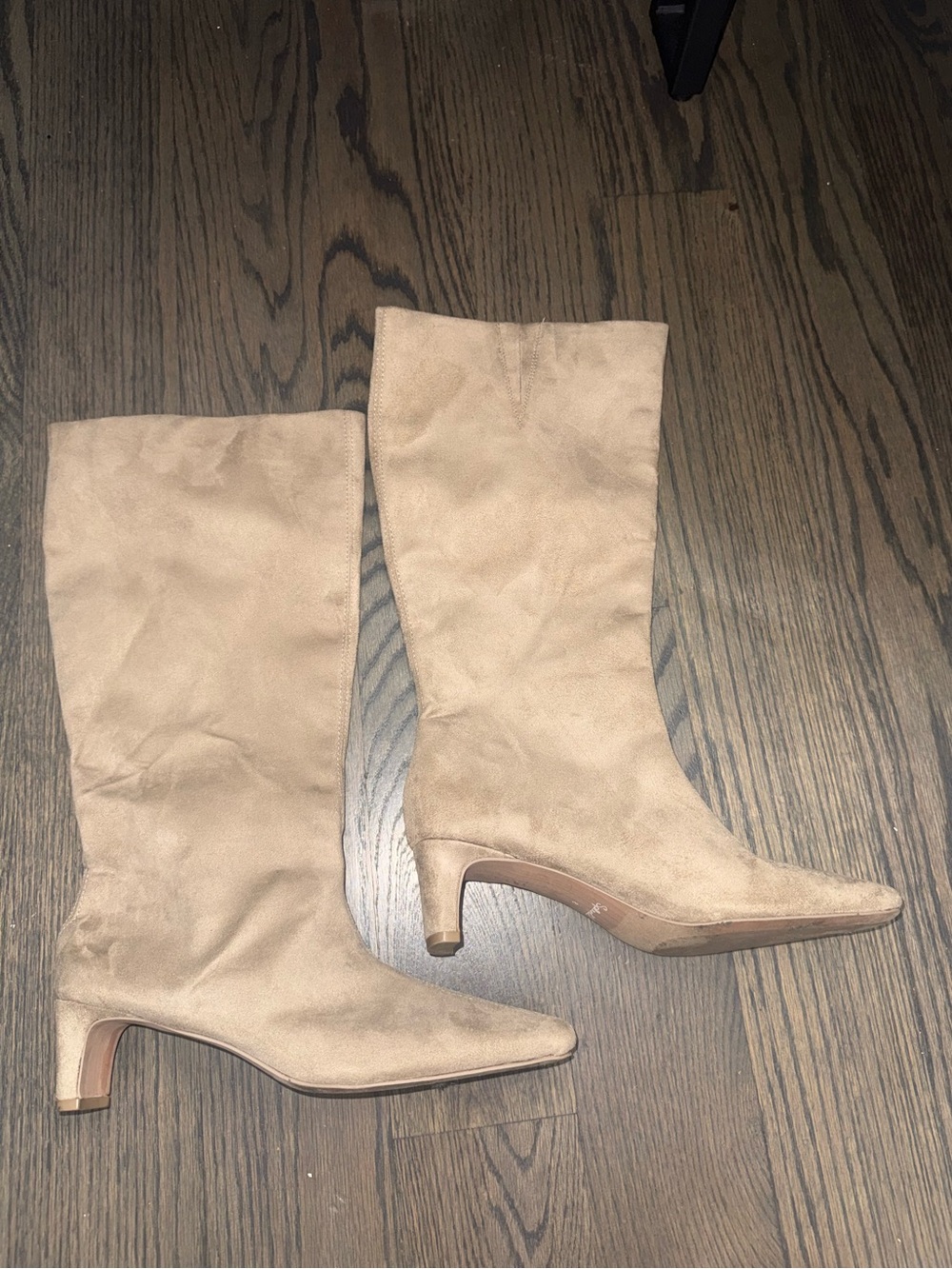 Splendid women’s beige suede heel boots
